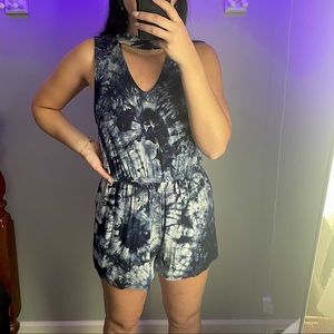 🔹Tie Dye Blue Cutout Romper Large🔹